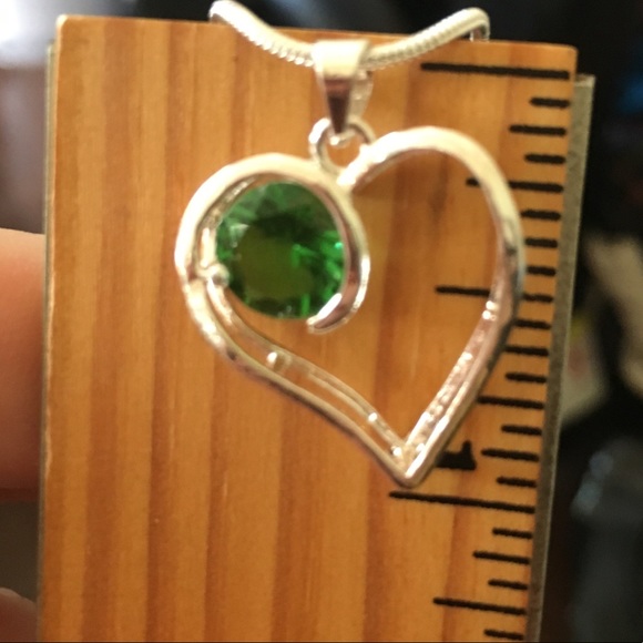 925 Sterling Silver & CZ Emerald Pendant Necklace - Picture 3 of 4